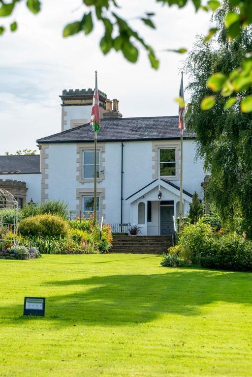 Northop Hall Country House Hotel Mold Extérieur photo